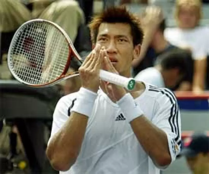 Paradorn Srichaphan to play professional golf