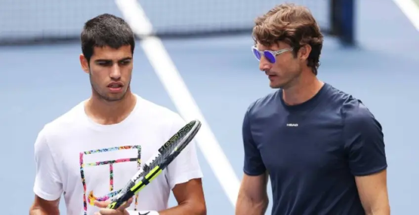 HoF tennis insider suspects Carlos Alcaraz's team isn't happy with this ahead of AO