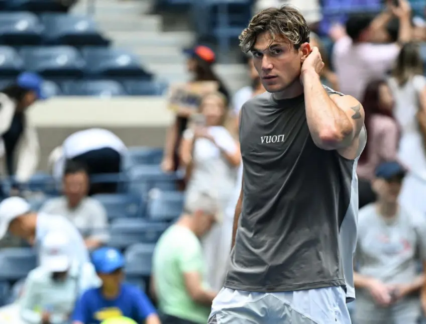 Jack Draper explains why he doesn't see any issue with underarm serve