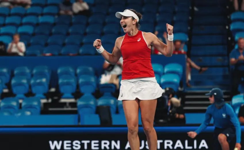 Belinda Bencic addresses beating Iga Swiatek, being top-10 for first time since 2023