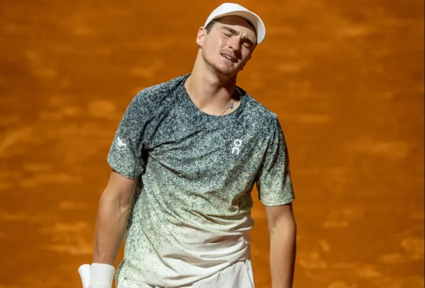 Joao Fonseca falls to Alejandro Tabilo, loses Buenos Aires title