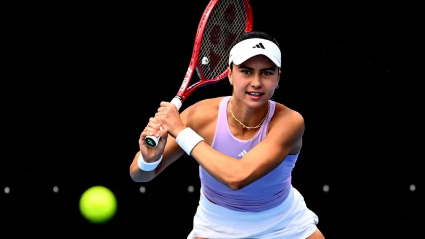 BJK Cup: Iva Jovic suffers shock loss and puts United States in uncomfortable spot BJK Cup: Iva Jovic suffers shock loss and puts United States in uncomfortable spot